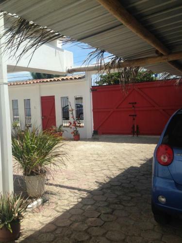Apartamento Betty's Beach Condominium