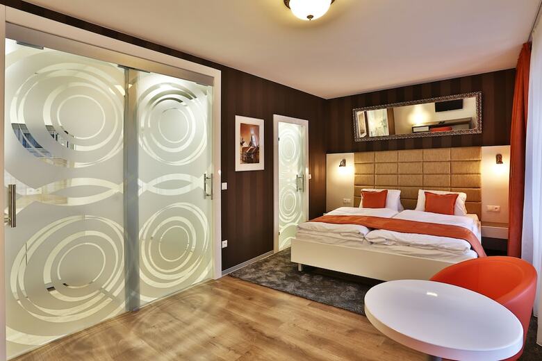 Vip Apartments