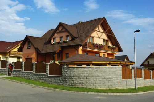 Penzi�n Family Ru?in
