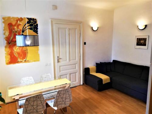 Apartamento Attic Karlov?ka
