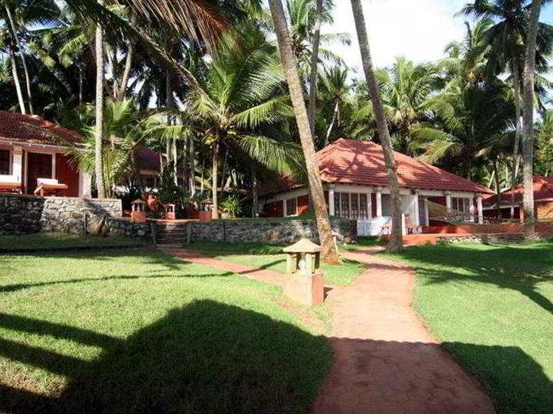 Hotel Coconut Bay Beach Resort