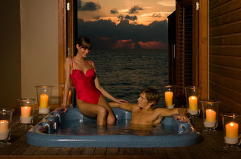 Hotel Veligandu Island Resort