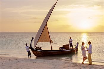Hotel Veligandu Island Resort