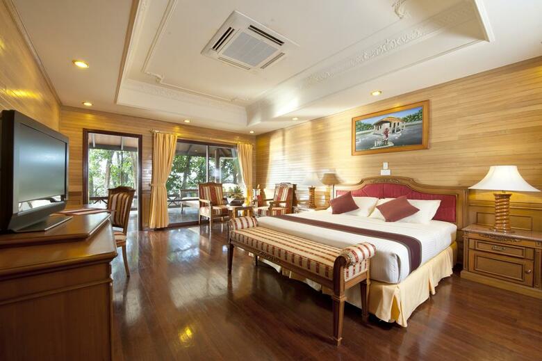 Hotel Royal Island Resort & Spa