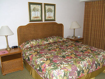Hotel Castaways Resort And Suites