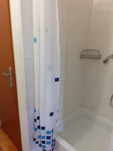 Albergue Ubytov?a Tavros