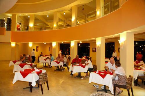 Hotel Coral Sun Beach