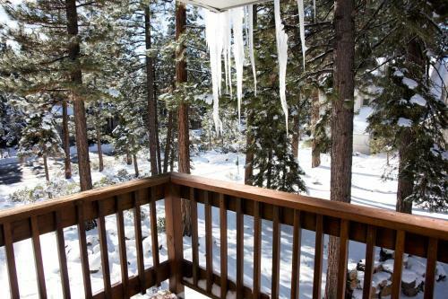 Rustic And Charming Incline Village Townhome