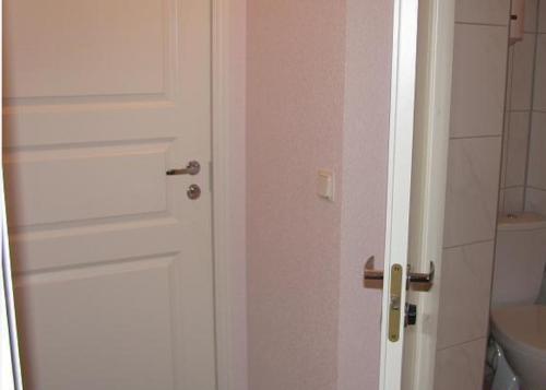 Economy Baltics Apartments - Narva 16