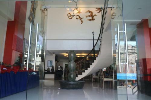Palm Grass Hotel