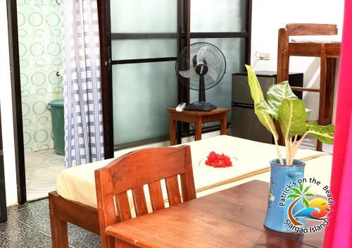Hotel Patrick's On The Beach Resort