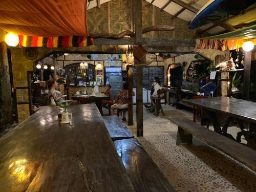 Hotel Patrick's On The Beach Resort