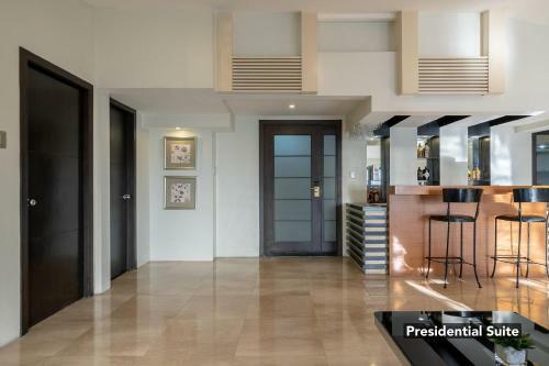 Hotel Orchid Garden Suites
