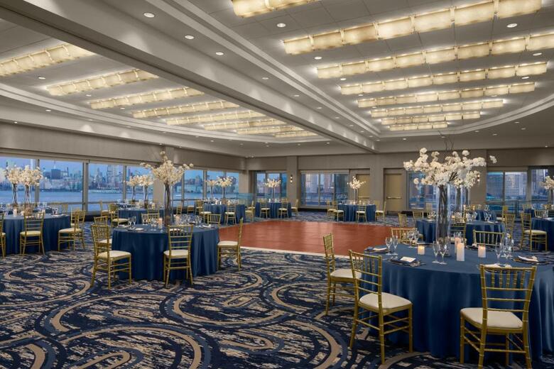 Hotel Hyatt Regency Jersey City On The Hudson