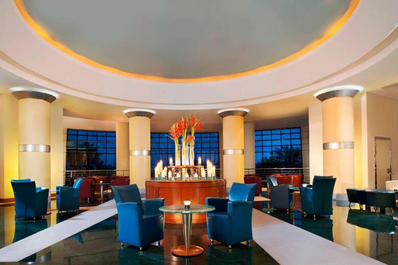 Hotel Le Meridien Al Aqah Beach Resort