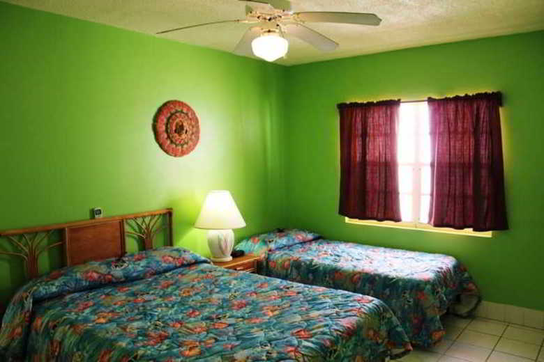 Hotel Banana Beach Resort