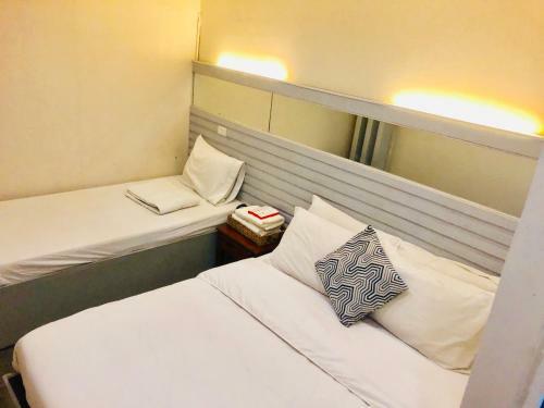 Posada Hometown Hotel - Lacson Bacolod
