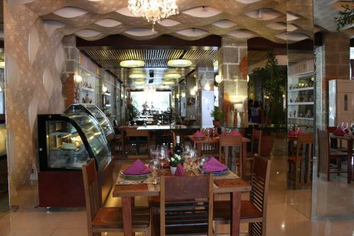 Imerex Plaza Hotel