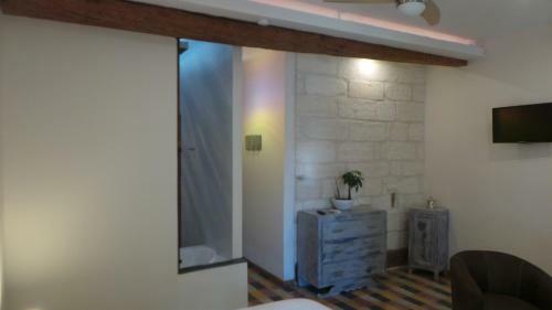 Bed & Breakfast La Chambre Des Petits Papes