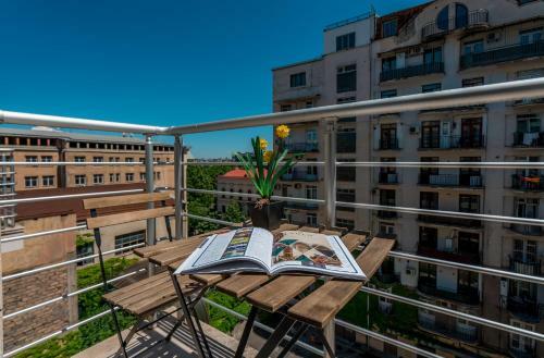 Modern Apartment In The City Center