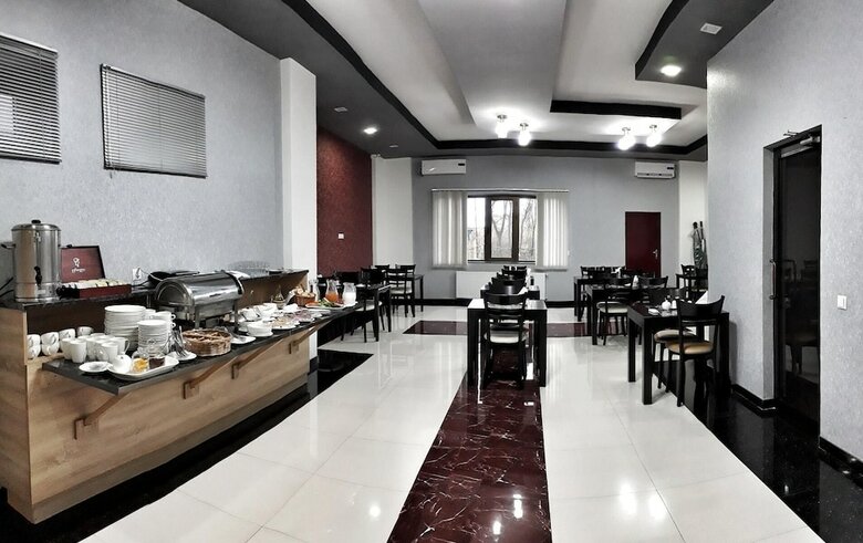 Continental Hotel
