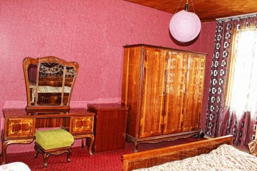 Hostal Mestia Valeris Guesthouse