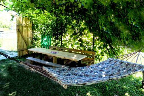 Hostal Mestia Valeris Guesthouse