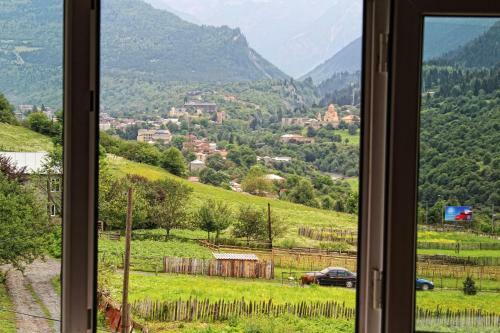 Hostal Mestia Valeris Guesthouse