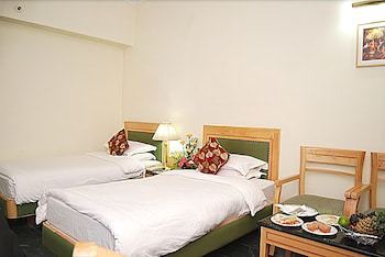 Hotel Ambica Empire