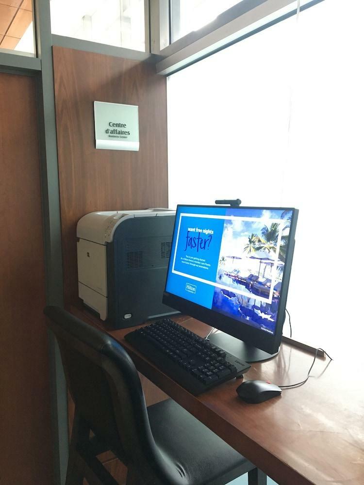 Hotel Embassy Suites - Montreal Quebec
