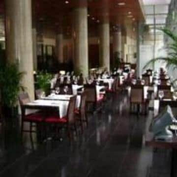 Hotel Embassy Suites - Montreal Quebec