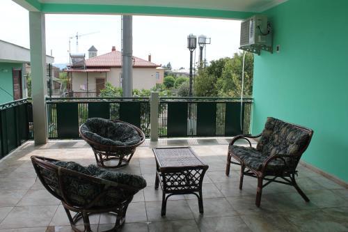 Hostal Guesthouse Green House
