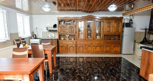 Kutaisi Hotel California