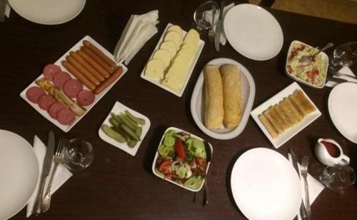 Hostal Guest House Lasili