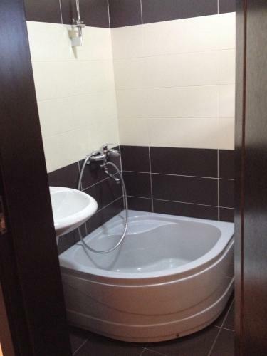 Hostal Guesthouse Edelweiss