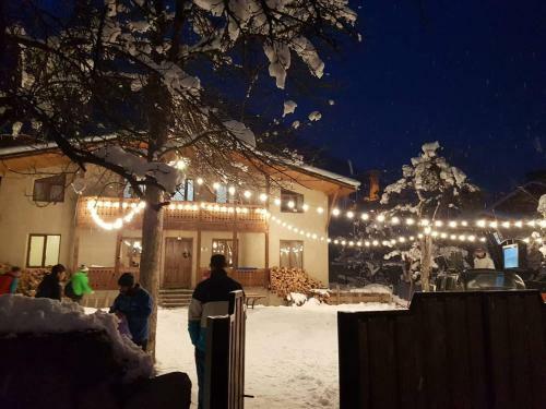 Hostal Guesthouse Edelweiss