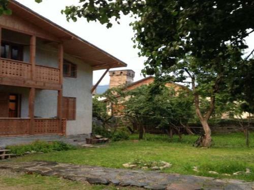 Hostal Guesthouse Edelweiss