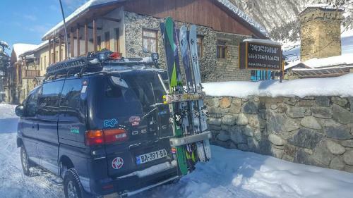 Hostal Guesthouse Edelweiss