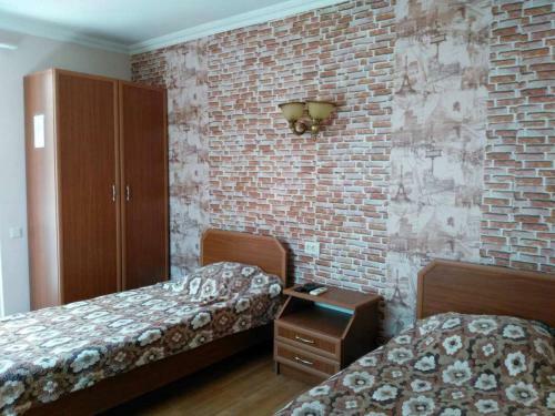 Hostal Guest House Caucasian Patio