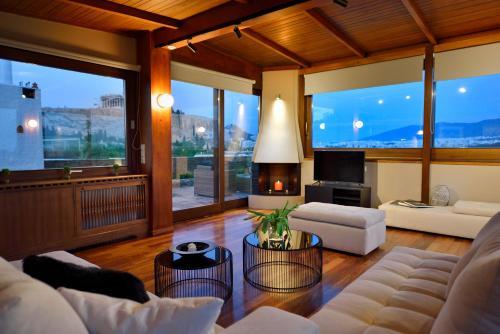 Apartment Karyatis