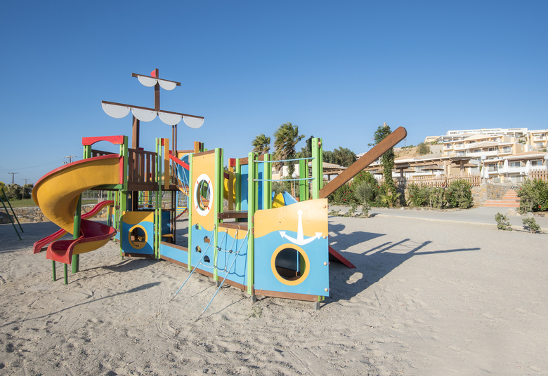 Grand Blue Beach Hotel