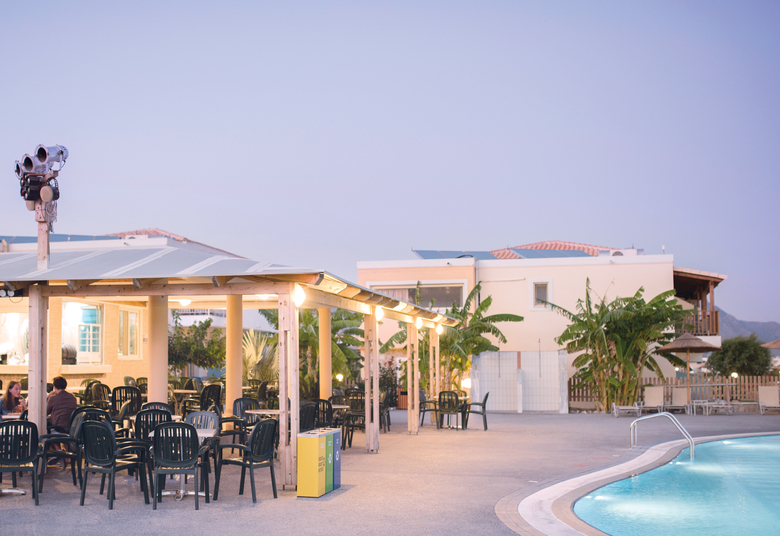 Grand Blue Beach Hotel