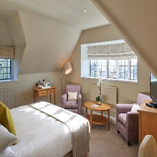 Hotel Edgwarebury Corus