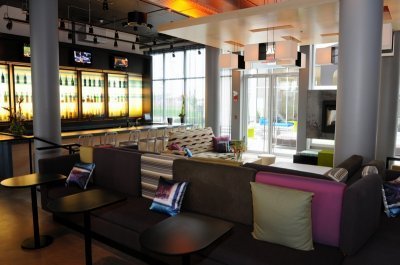 Hotel Aloft Montreal Airport