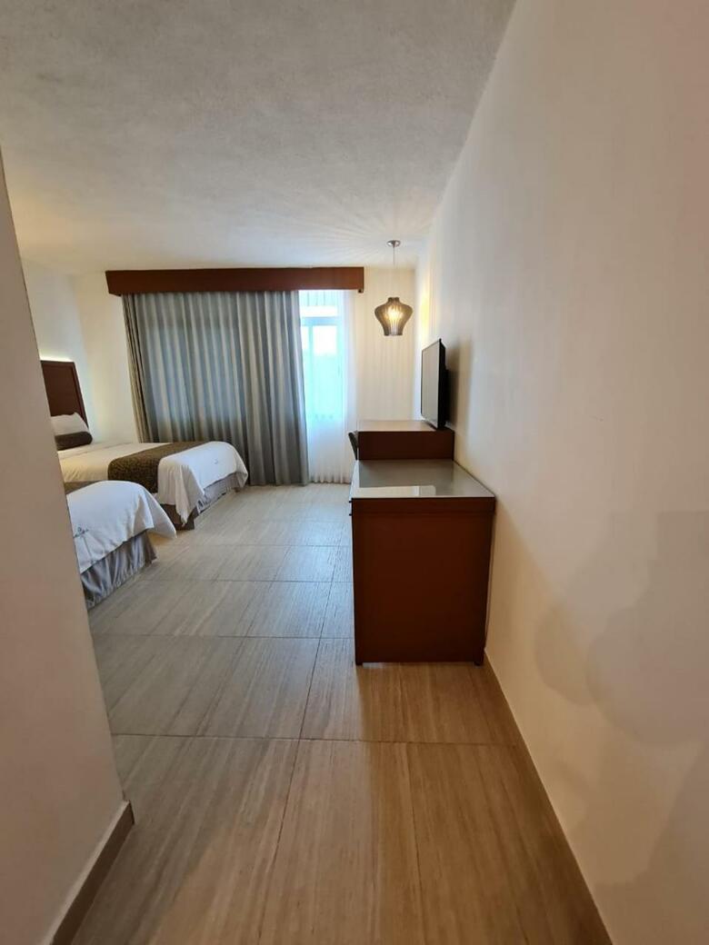 Hotel Marlon (.)