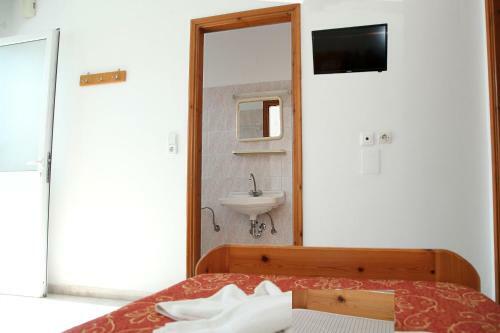 Yiannis Apartments & Studios