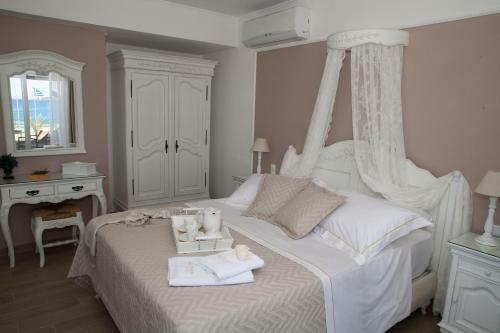 Blue Horizon Villa & Suites