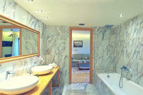 Arktos Boutique Hotel
