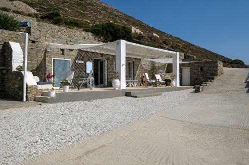 3 Paros *all Season* Villas