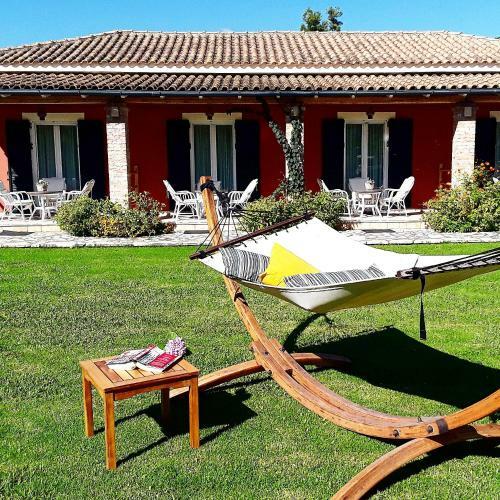 Efi & Sofia Apartments